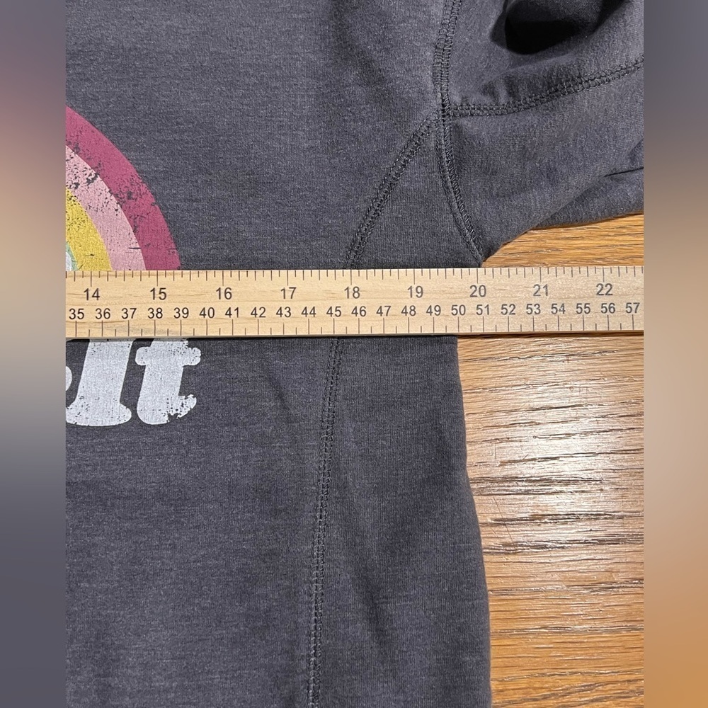 WILDFOX EASY DOES IT RAINBOW OVERSIZED SWEATSHIRT Sz XS GRAY SOFT FABRIC - Picture 6 of 8